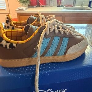 adidas Kids Brown and Teal Toy Story Accent Sneakers NIB